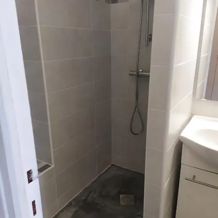 Climatise Vue Panoramique Sur Port *